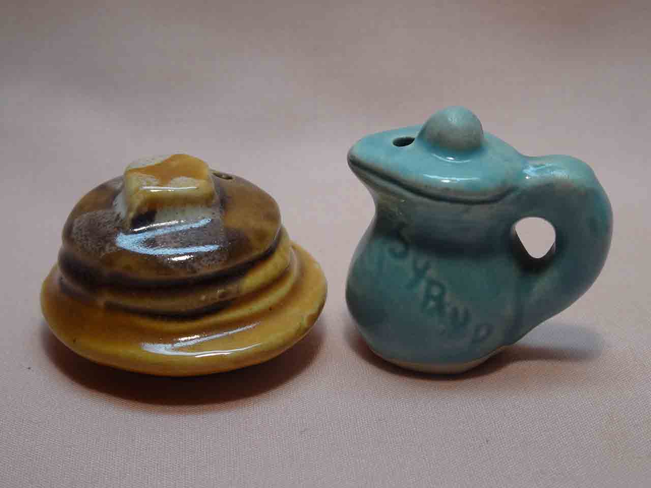 Maxi pancakes and pitcher salt and pepper shakers