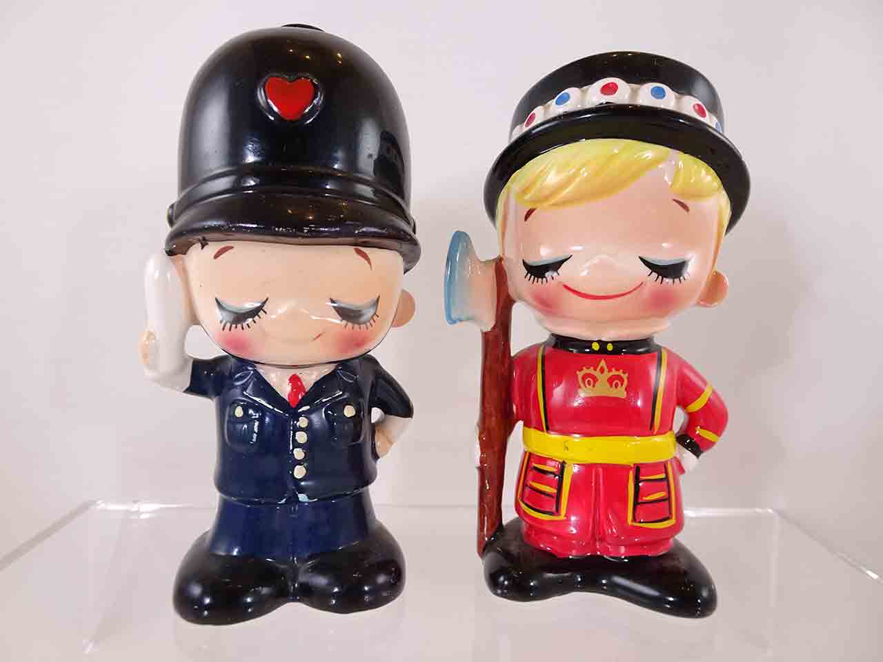Beefeaters salt and pepper shakers