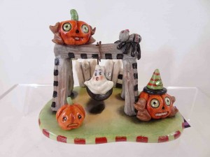 Allyson Nagel's Halloween "Pumpkins Playground" salt and pepper shakers series