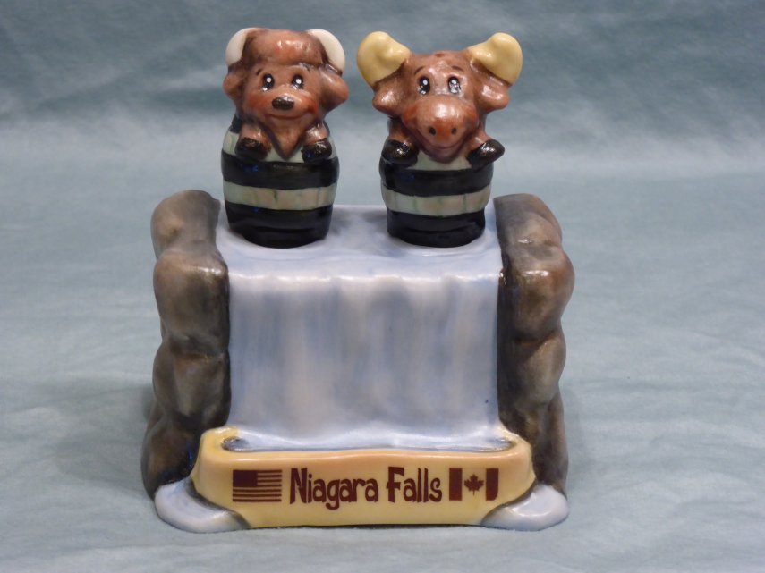 convention-shakers-2012a