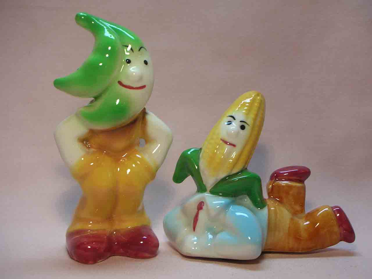 Posing Pairs series of anthropomorphic pea pods and corn salt and pepper shakers