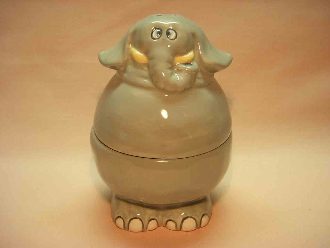 Ganz fat two piece animal stacker series of salt and pepper shakers - elephants